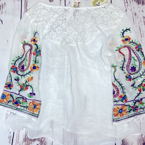 Colorful Floral Top - Summer Top - NWT - Picture 2 of 3